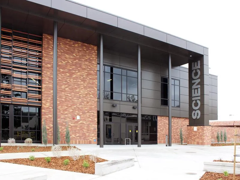 TUSD Turlock High School Science Building